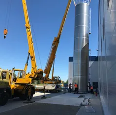 Rozładunek i montaż dwóch silosów w Gorzowie Wielkopolskim