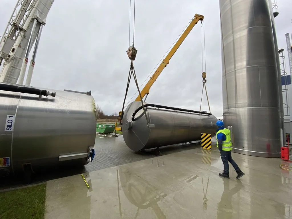 The Intricacies of Silos Unloading and Assembly in Racibórz